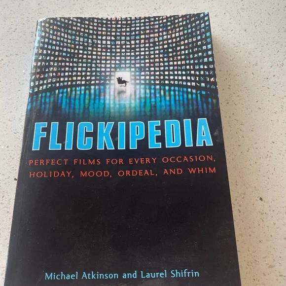 Flickipedia Book: Film Guide - Picture 2 of 3